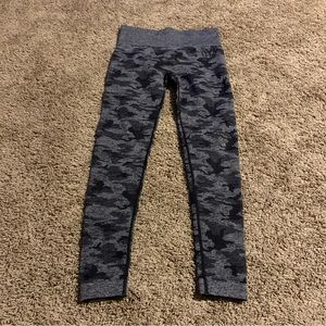 Gymshark seamless camo size L